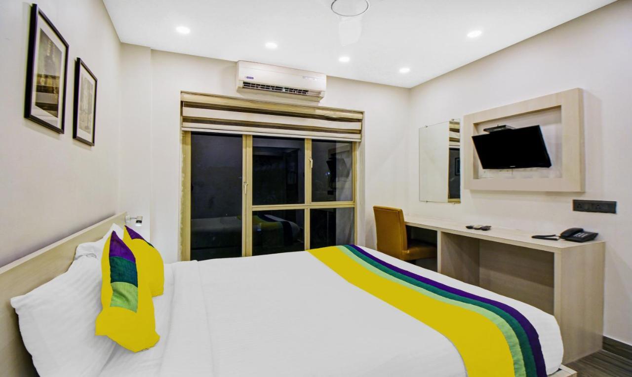 Itsy Hotels Transit Express Calcuta Exterior foto